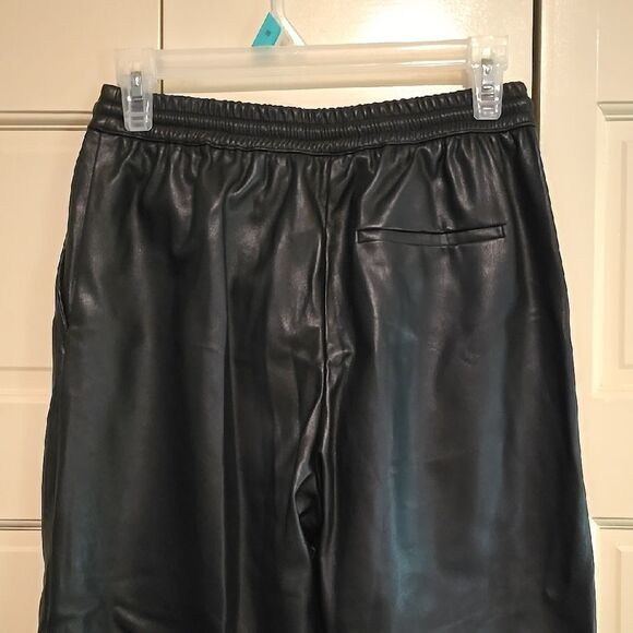 Womens PLEATHER Black Jogger Pants. NWOT! - Picture 7 of 8